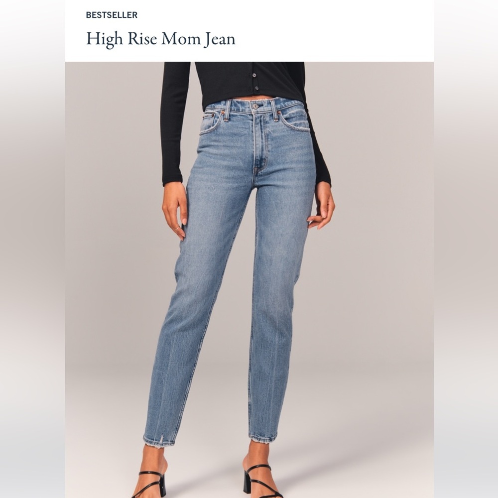 Abercrombie High Rise Mom Jean - Medium Wash - Like New
